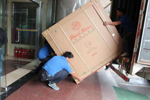 山阴钢琴贵重工艺品无忧运